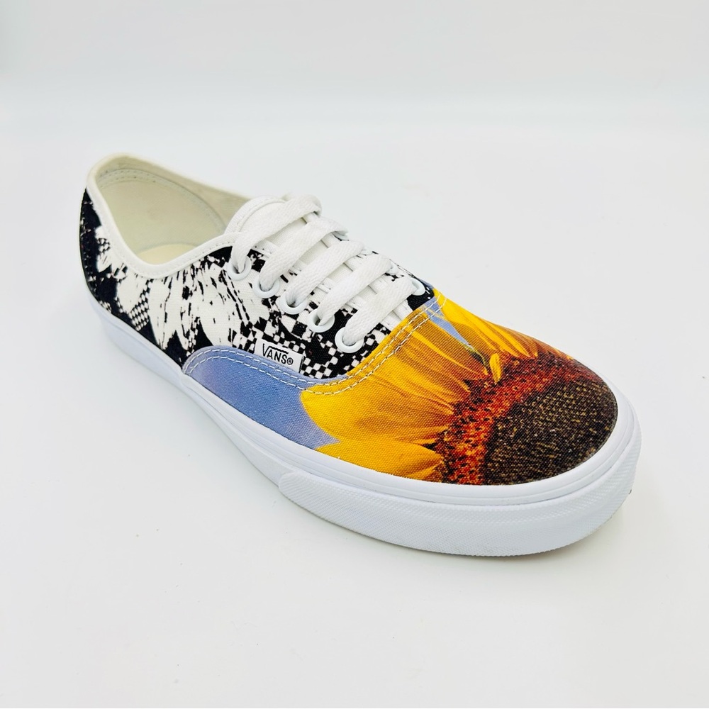Vans shoes Sunflower Vans Customs lace up sneakers classic low women size 9